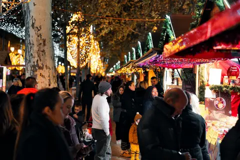 Marché de Noël à Aix-en-Provence — Marché de Noël d'Aix-en-Provence - Les Chalets