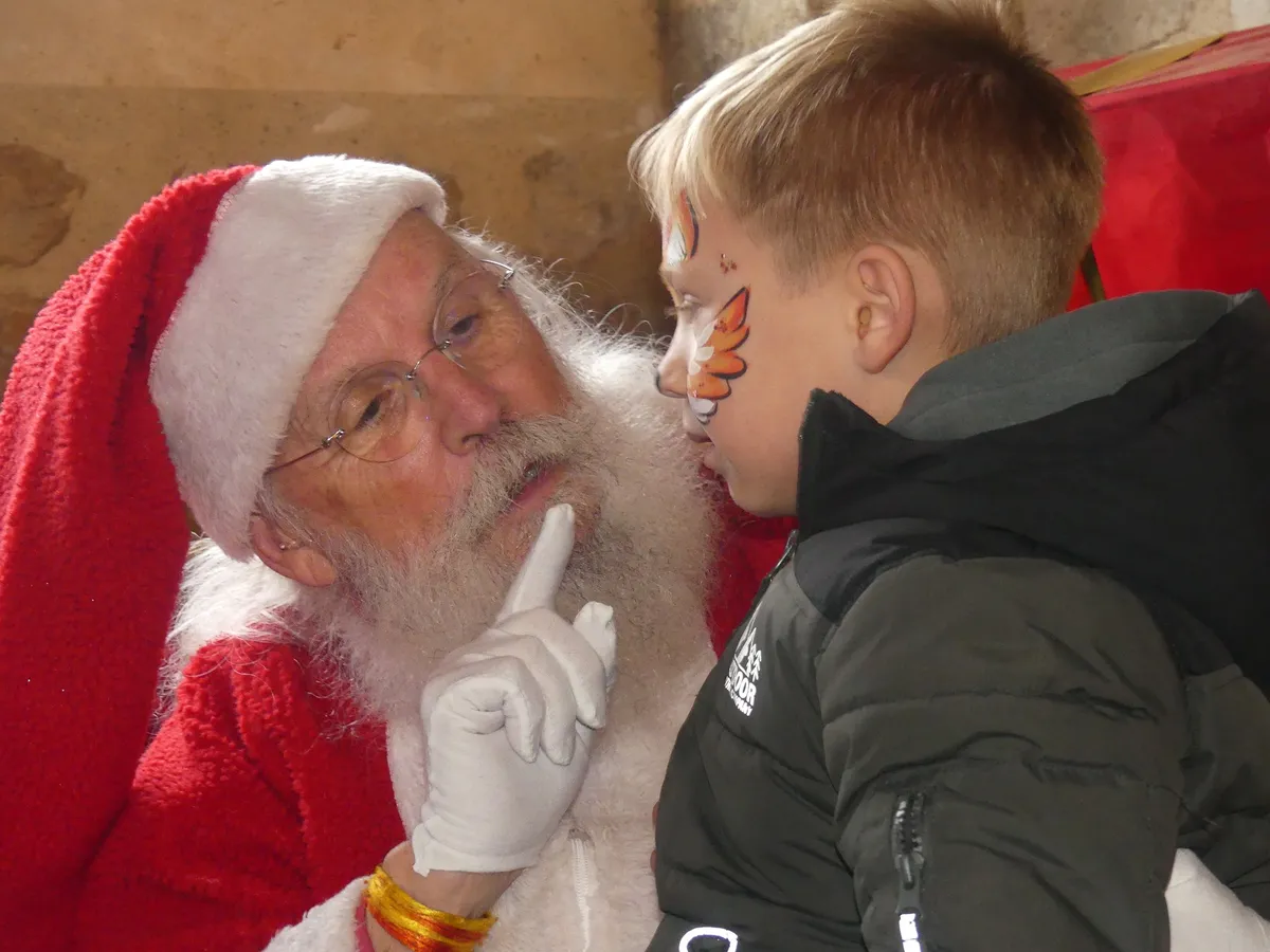Marché de Noël à Labastide-Murat — Marché de Noël à Labastide-Murat