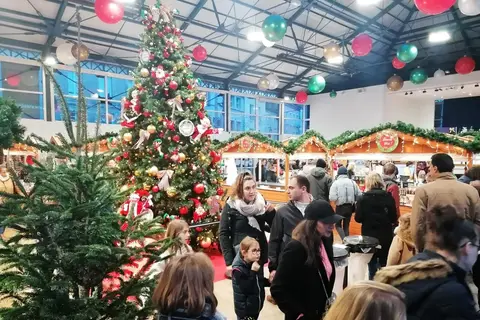 Marché de Noël à Cherbourg-en-Cotentin — Marché de Noël – Place de Gaulle