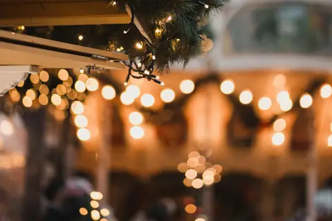 Marché de Noël à Puybrun — Marché de Noël à Puybrun
