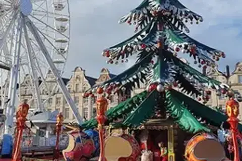 Marché de Noël à Calais — Village de Noël