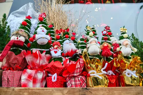 Marché de Noël à Issy-les-Moulineaux — Village de Noël des Halles Biltoki