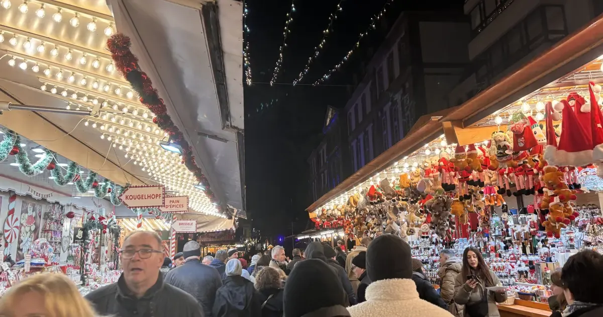 Marché de Noël à Clermont-Ferrand — Marché de Noël de Clermont-Ferrand – période de référence pour le Christmas Tour