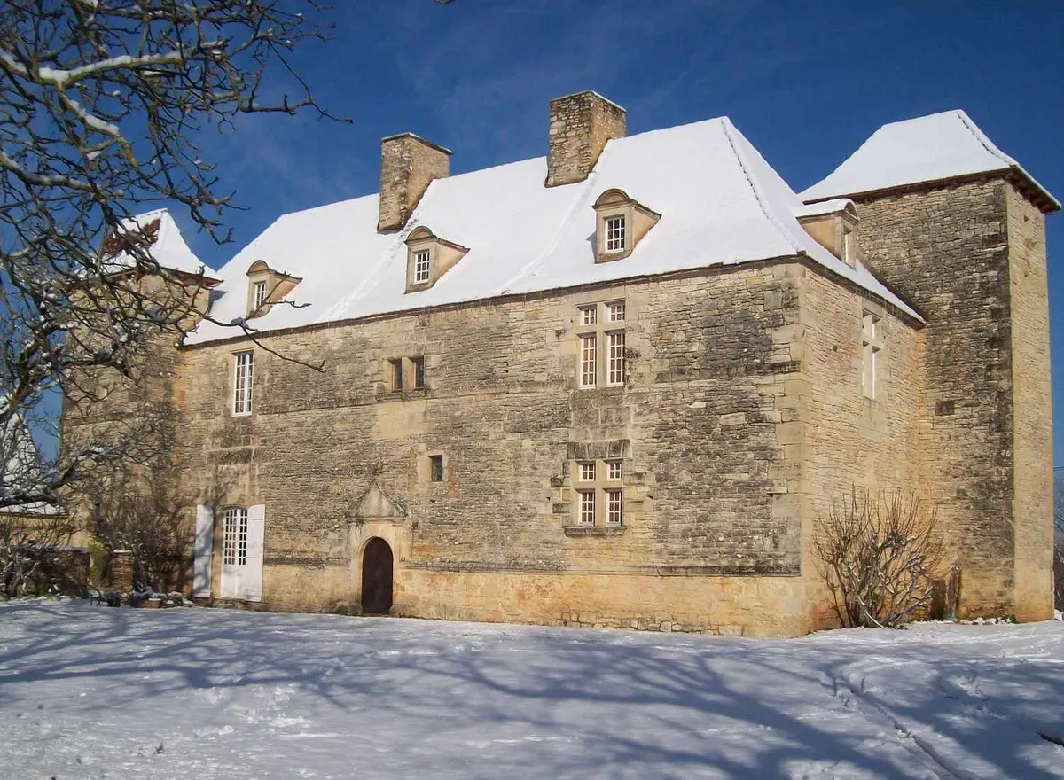 Marché de Noël à Dégagnac — Noëlies enchantées au Château de Lantis