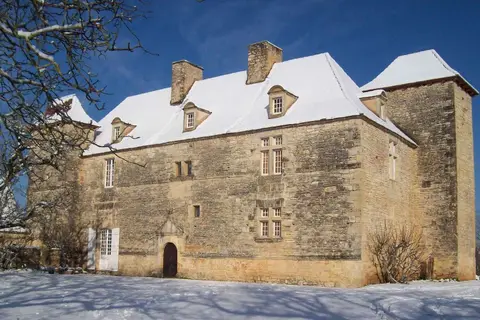 Marché de Noël à Dégagnac — Noëlies enchantées au Château de Lantis