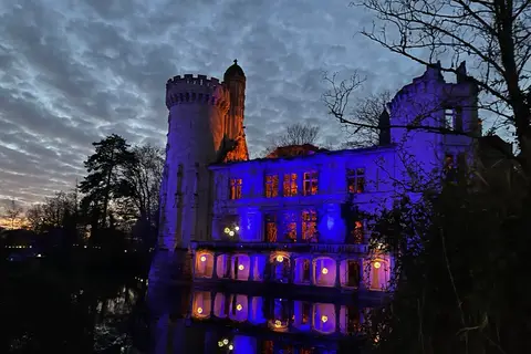 Marché de Noël à Les Trois-Moutiers — Les Féériques de Noël au Château de la Mothe-Chandeniers