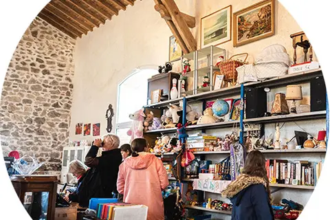 Marché de Noël à Sully-sur-Loire — La Grande Braderie de Noël de Sully Récup Recycle