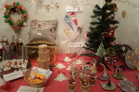 Marché de Noël à Châtillon-sur-Loire — Marché de Noël