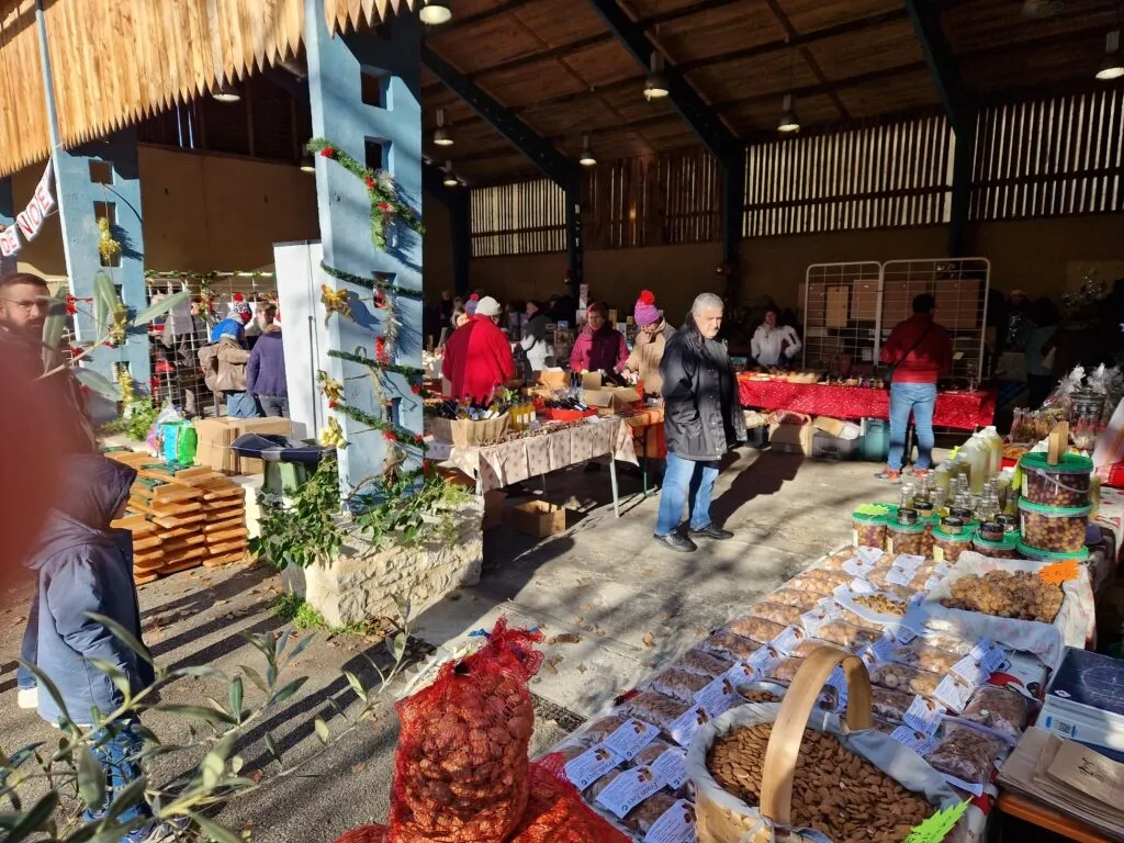 Marché de Noël à Salviac — Marché de Noël à Salviac